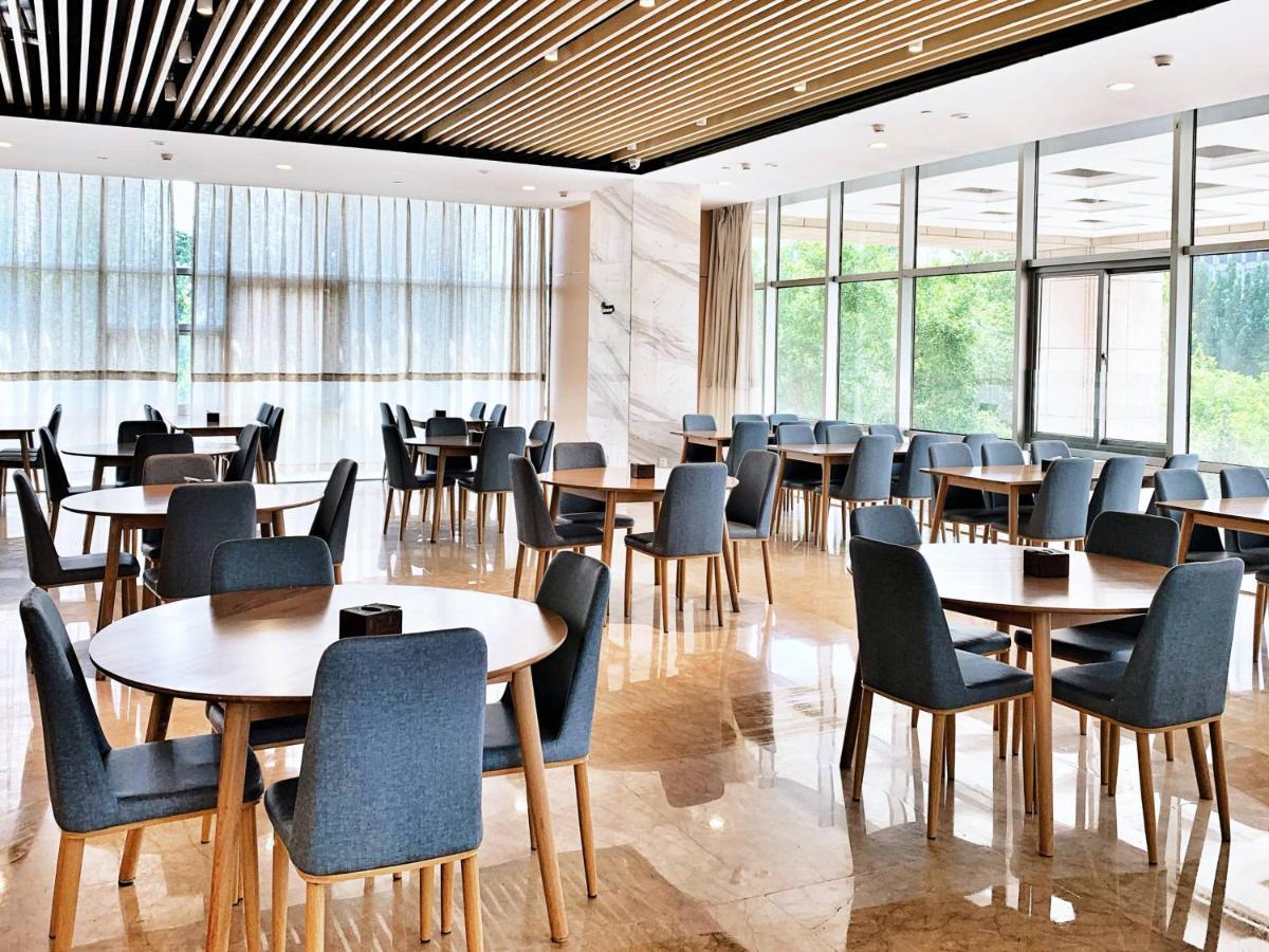 Holiday Inn Express - Jinan Exhibition Center, An Ihg Hotel Buitenkant foto