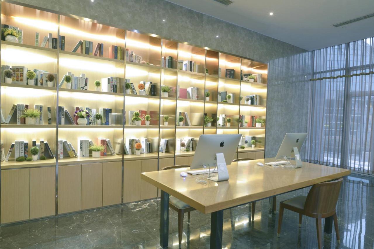 Holiday Inn Express - Jinan Exhibition Center, An Ihg Hotel Buitenkant foto
